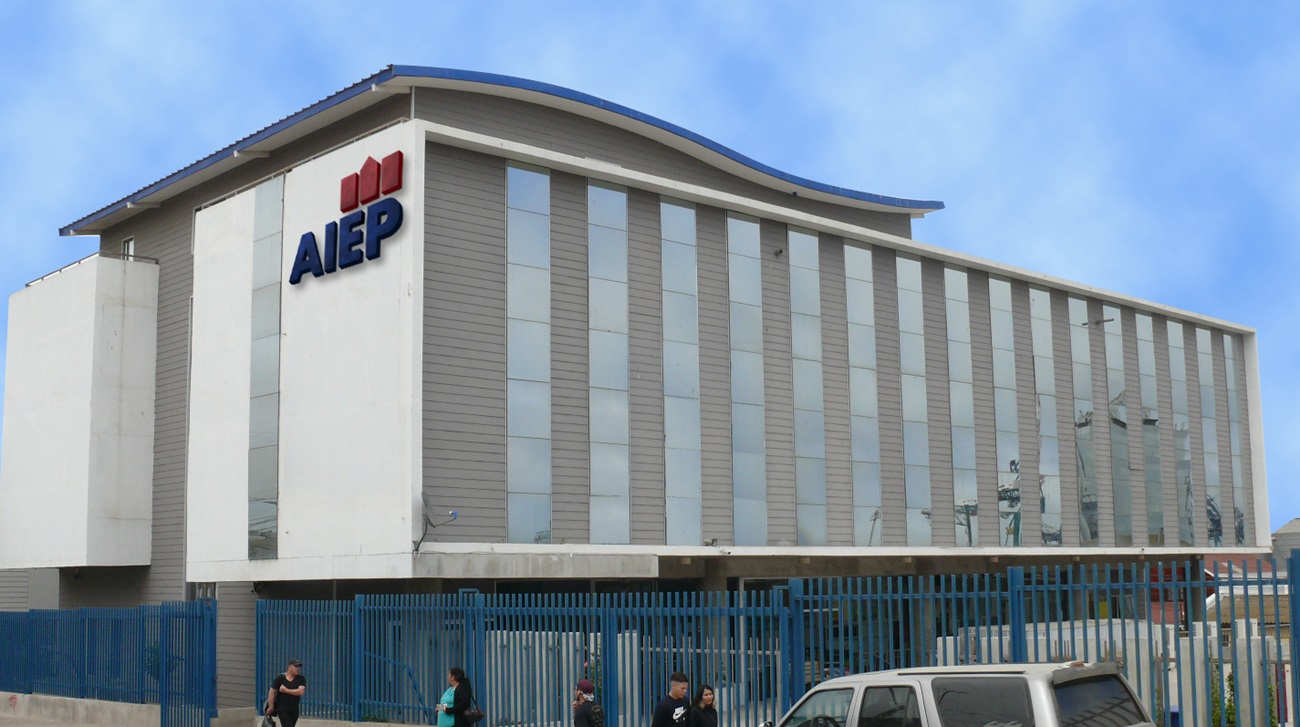 La ACHS y aiep realizan simulaciones de emergencia