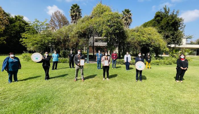 Clínica Los Coihues recibe reconocimiento de la ACHS por el cumplimiento de medidas y protocolos de salud en pandemia